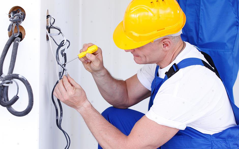 électricien maintenance Breuillet