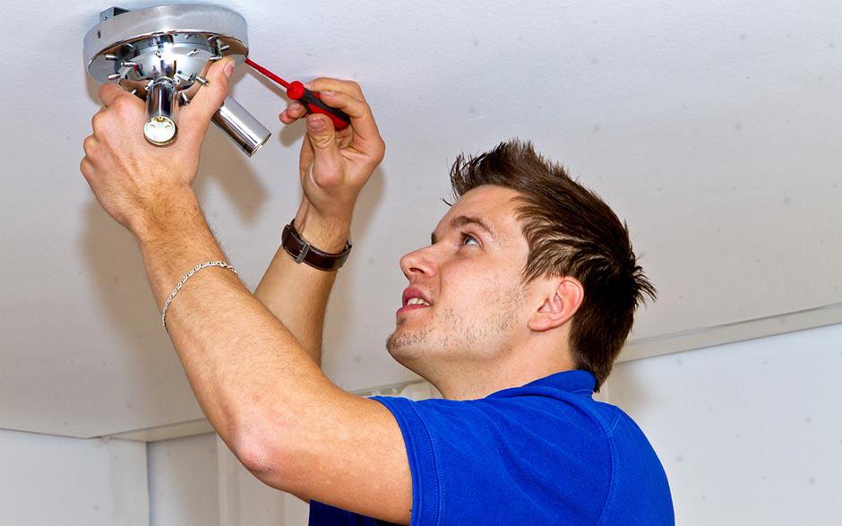 électricien maintenance Breuillet